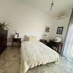 شقة Derossi63 *